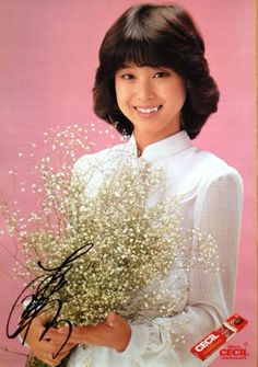 AKB48島崎遥香「聖子ちゃんカット」に変身! スピリッツが80年代アイドル特集