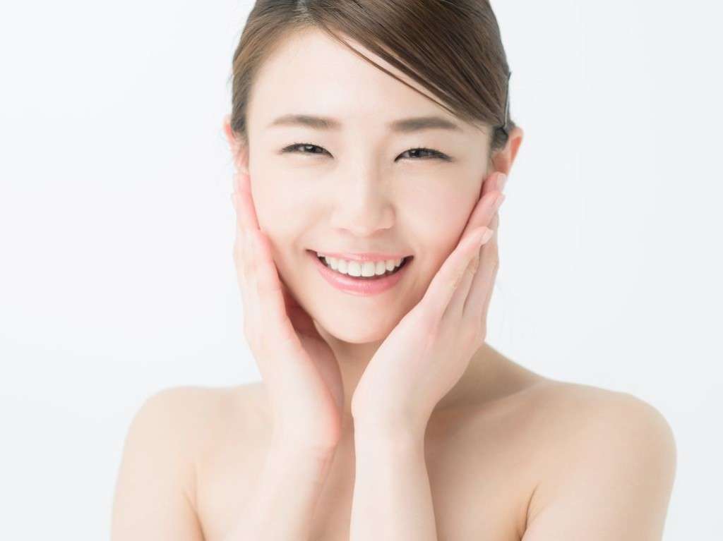 ドクターも注目する今話題の美肌治療「フォトフェイシャル最新機種M22」のすべて
