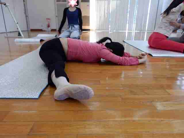 ダイエット成功して夏を楽しんでいる人
