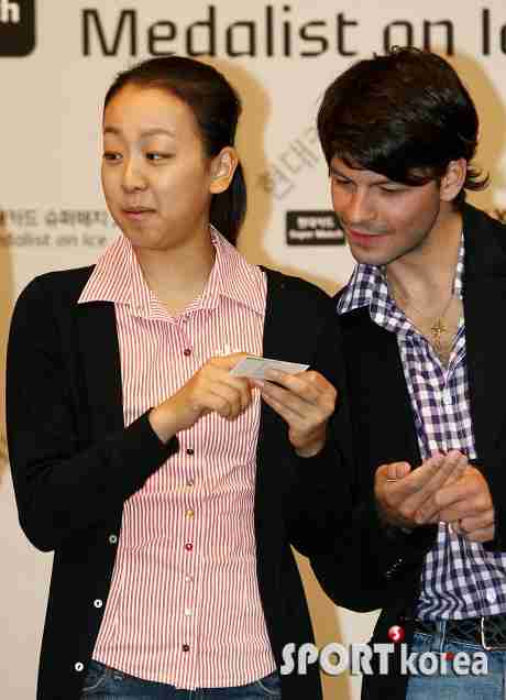 キム・ヨナが日本の芸能界デビューを狙って大整形手術