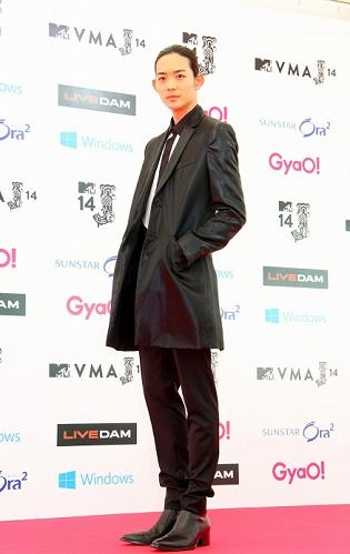 中山美穂、竜星涼と23歳差濃厚ラブシーン「調教のしがいがありました」