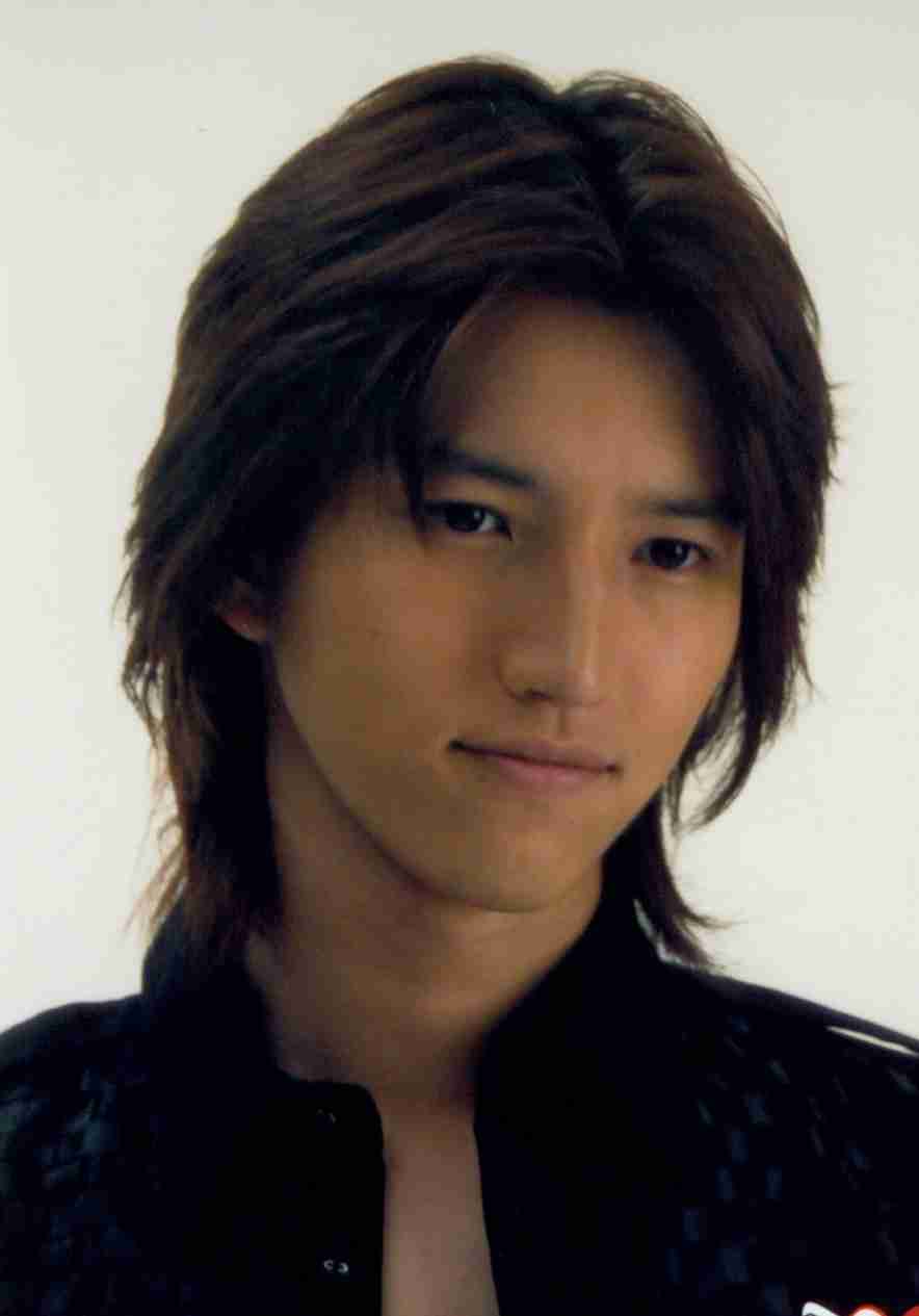 元KAT-TUNの田口淳之介、現在は大阪で小嶺麗奈と「スケボーしたり服を作ったり」
