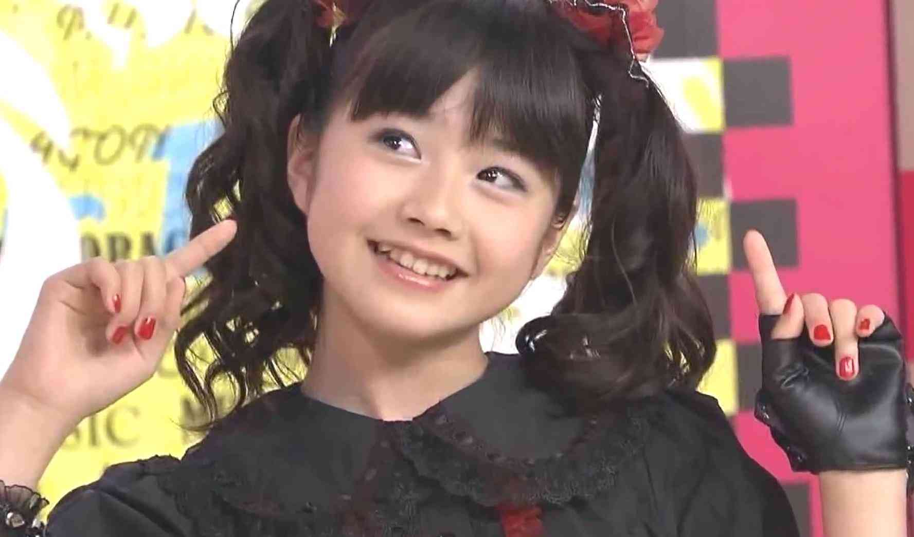 お人形さんみたいな顔の芸能人