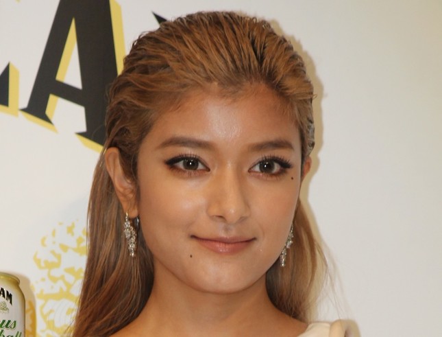 ローラ、インスタ殺到批判を「ブロック」 直後に謝罪「傷付いちゃって」
