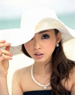 業界人が目撃して「笑えないほど変貌した」女性芸能人3名とは?