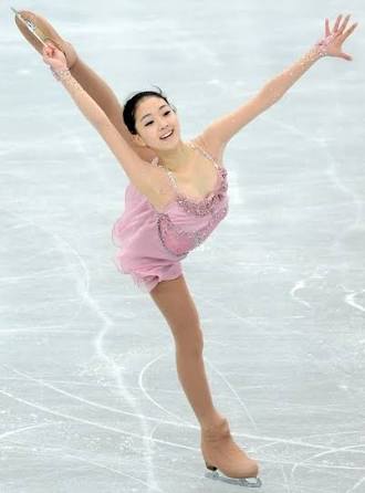 キム・ヨナが日本の芸能界デビューを狙って大整形手術