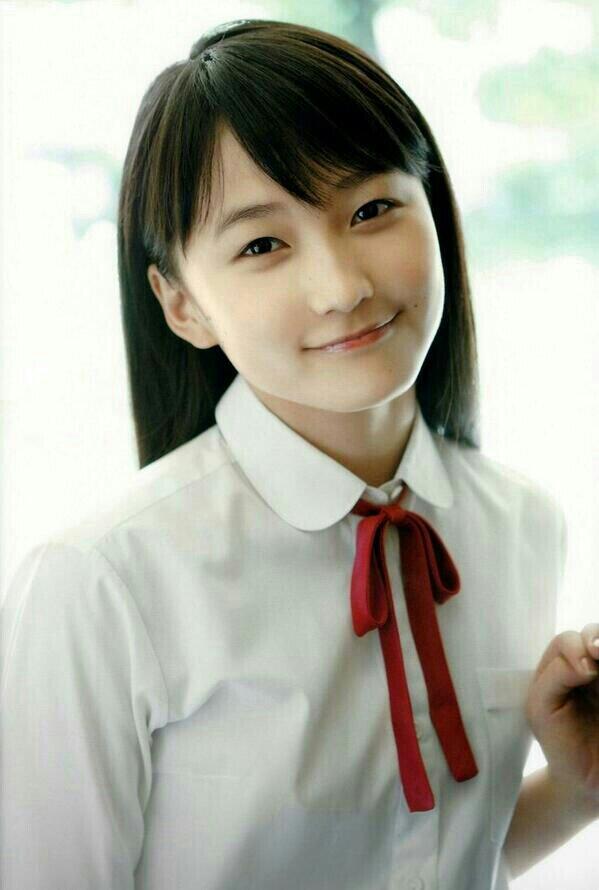 お人形さんみたいな顔の芸能人