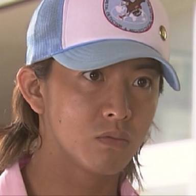 キャップを被った芸能人の画像を集めるトピ