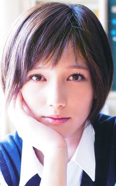 かわいいショートヘアー