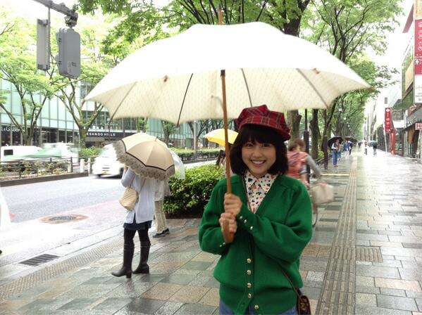 AKB48島崎遥香「聖子ちゃんカット」に変身! スピリッツが80年代アイドル特集