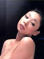 キム・ヨナが日本の芸能界デビューを狙って大整形手術