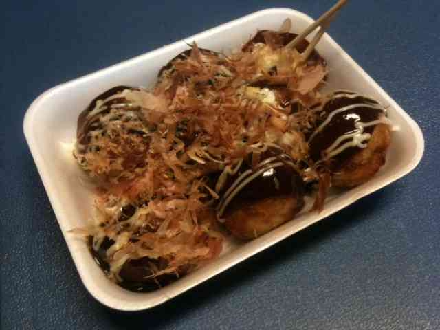暑い季節に熱いものを食べたい人！
