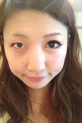 黒目が小さい芸能人