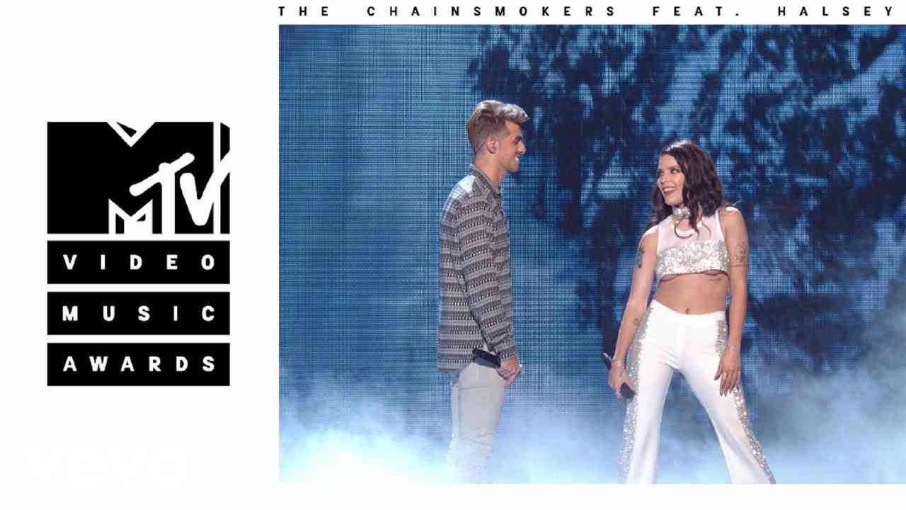 The Chainsmokers - Closer (Live from the 2016 MTV VMAs) ft. Halsey - YouTube
