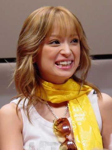 浜崎あゆみ大苦戦か FC限定公演で異例のチケット4次募集