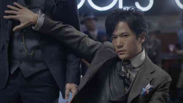 木村拓哉、ジャニーズ幹部就任後の年収は5千万円以上？関係者「挙手しただけで数百万円」