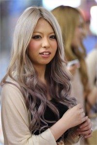 藤田ニコルが東京ガールズコレクションに出演 「別人」姿に観客騒然