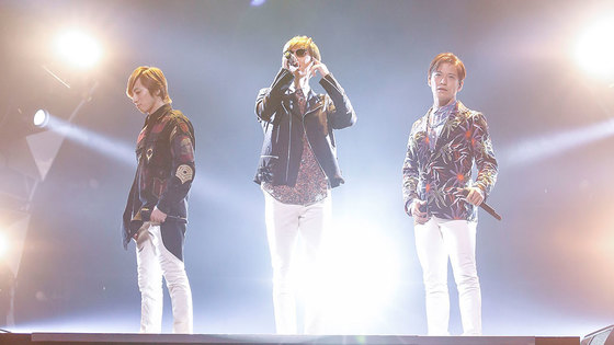 ｗ－ｉｎｄｓ．慶太、15周年ツアーで男泣き - 公式映像 - Yahoo!映像トピックス