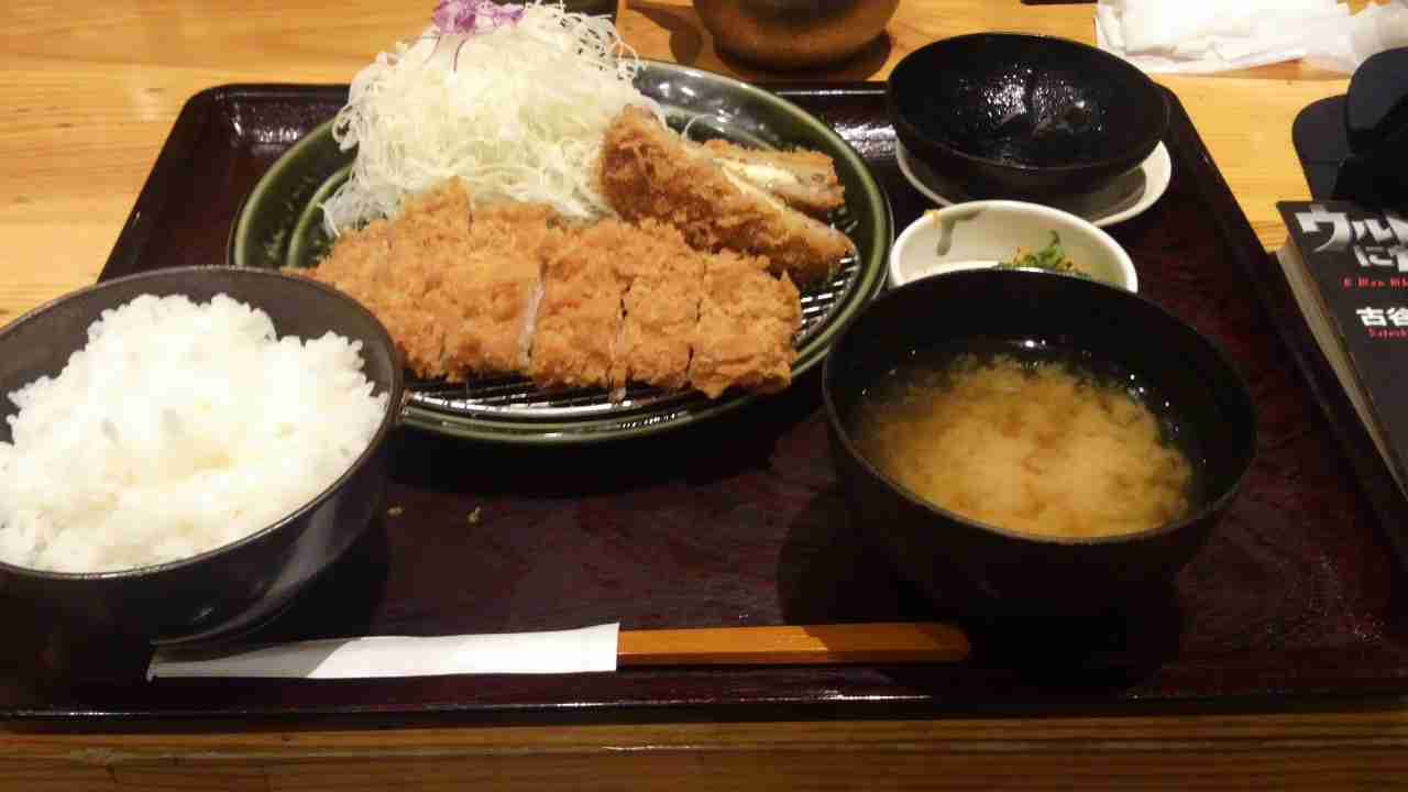 とにかくカロリー高そうで美味しそうな食べ物を貼るトピ