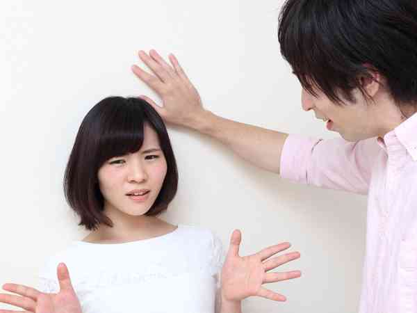 実は効果ナシ!? 男の“勘違い”モテテクTOP10 | R25