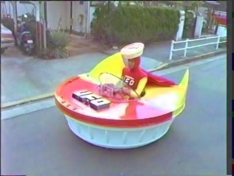 【なつかしＣＭ集】 ＵＦＯ仮面ヤキソバン - YouTube