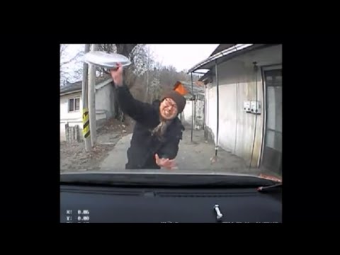 マジで恐ろしい!!急に襲いかかる火病でDQNな韓国人【閲覧注意】 - YouTube