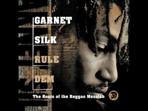 Garnett Silk-Hello Mama Africa - YouTube