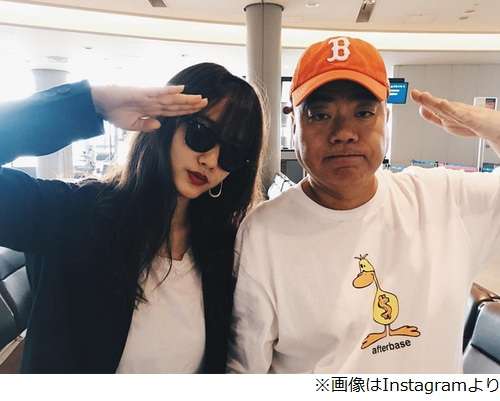 キム・カーダシアンのSnapchatに出川哲朗現る