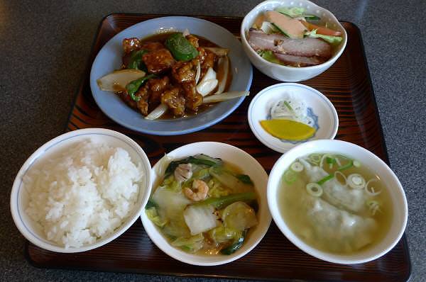 とにかくカロリー高そうで美味しそうな食べ物を貼るトピ