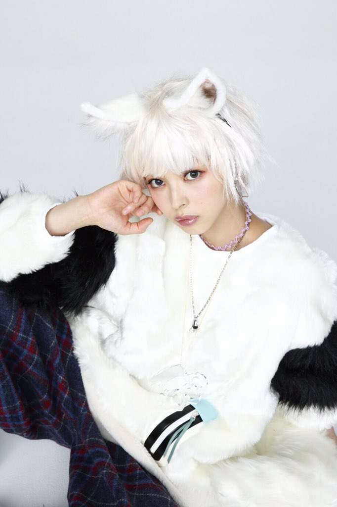 最上もが、“白髪×もふ耳”姿に絶賛相次ぐ「完璧です」「イケメンで可愛いなんて罪」