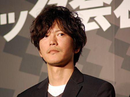 HYDEの美貌に、海外ファンも感嘆！「奇跡の47歳」