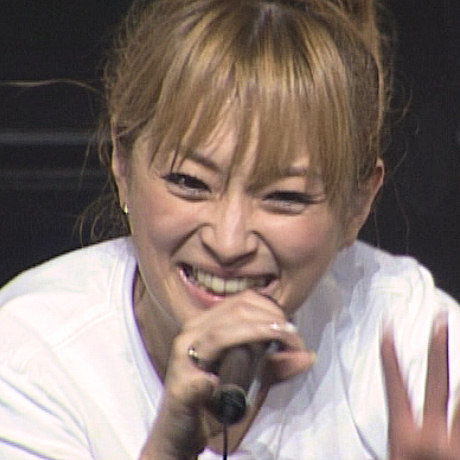 浜崎あゆみ大苦戦か FC限定公演で異例のチケット4次募集