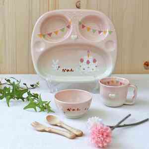 子供用の食器はどんな物ですか？