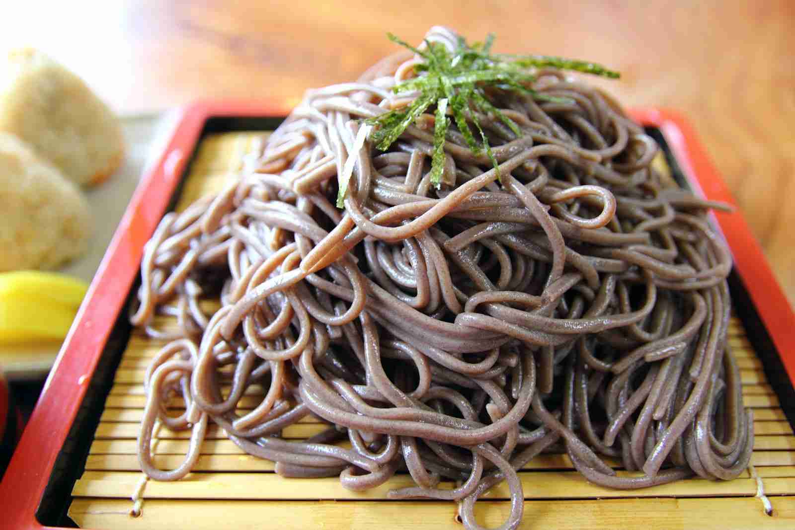 ダイエット中の方、お昼は何を食べていますか?