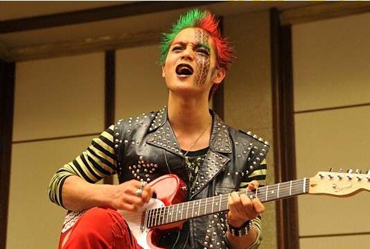 実はこの芸能人は昔○○に出演していた！