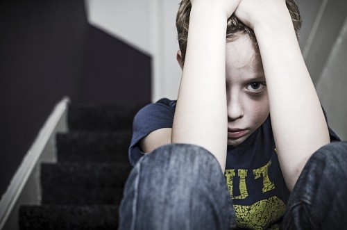 知らないと怖い！子どもを「暴力をふるう少年」に育ててしまう母親のNG行動3つ