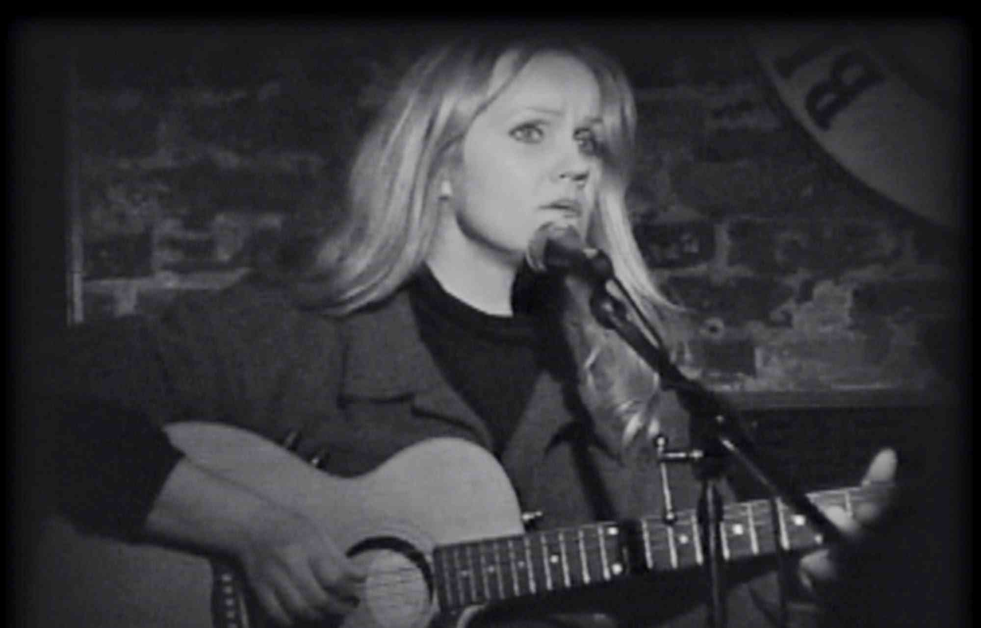 Eva Cassidy - Autumn Leaves - YouTube