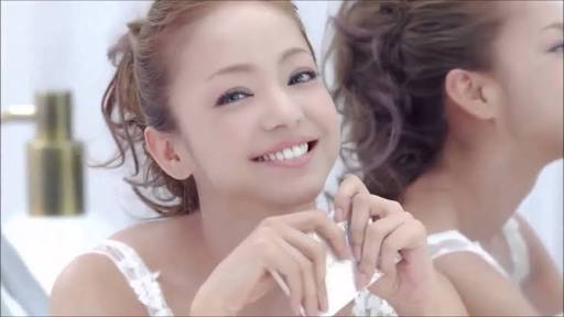 安室奈美恵、死神・リュークと見つめ合う映画「デスノート」劇中歌MV