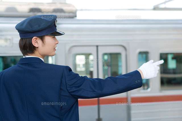 人身事故で駅員に詰め寄った乗客を叱り飛ばした男性に反響
