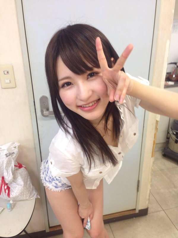 美人女優の笑顔の画像を貼るトピ