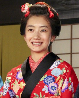 和装が似合う芸能人
