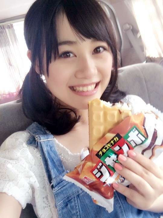 現役女性アイドルで一番可愛いと思う人は誰ですか?