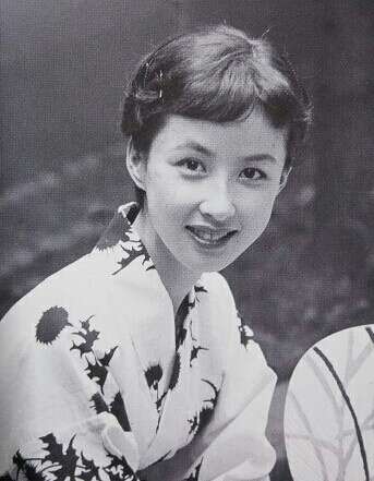ベテラン・中堅女優が若手女優だった頃の画像を貼るトピ