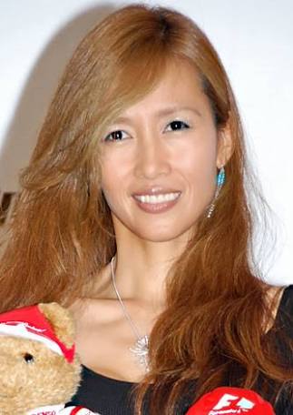 美人女優の笑顔の画像を貼るトピ