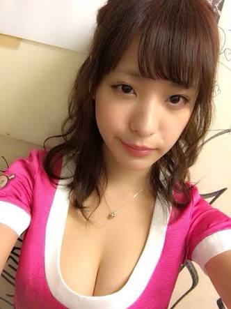 美人女優の笑顔の画像を貼るトピ