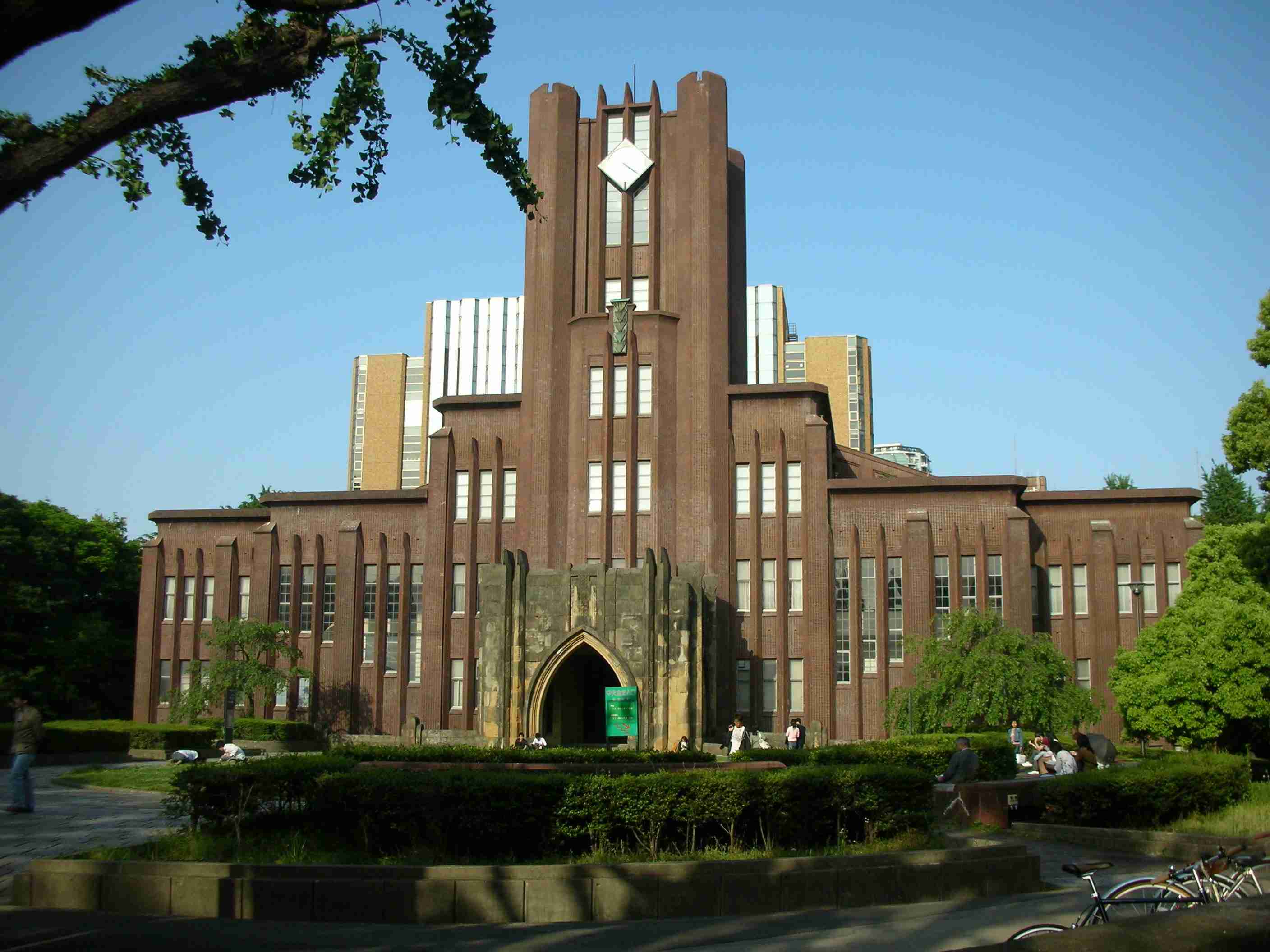 電通の女性社員を労災認定＝入社9カ月、過労で自殺