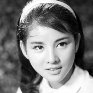 美人女優の笑顔の画像を貼るトピ