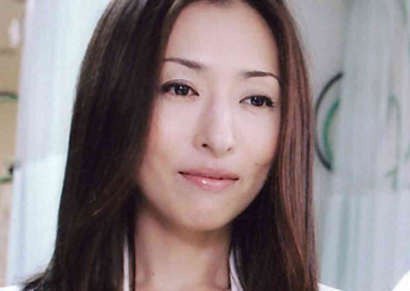美人だけど色気を感じない芸能人