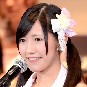 まゆゆが老けたらこんな感じ？あの半べそ大臣と顔が似ていると話題に！(1ページ目) - デイリーニュースオンライン