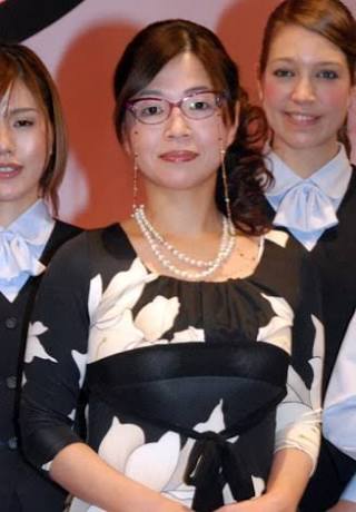 美人女優の笑顔の画像を貼るトピ